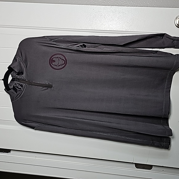 Marvel Other - Marvel XL Iron Man charcoal long sleeve pullover